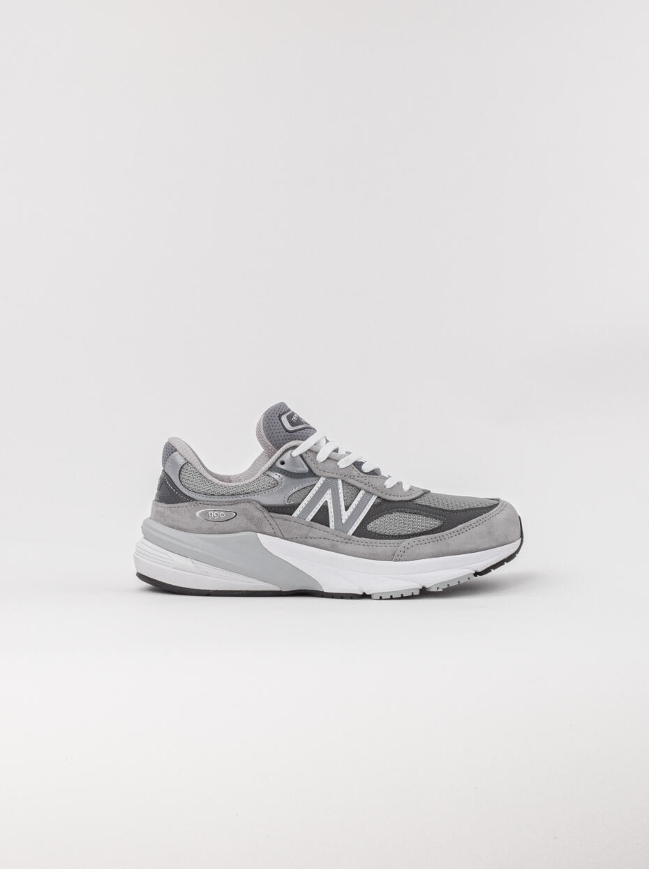 New Balance M990GL6