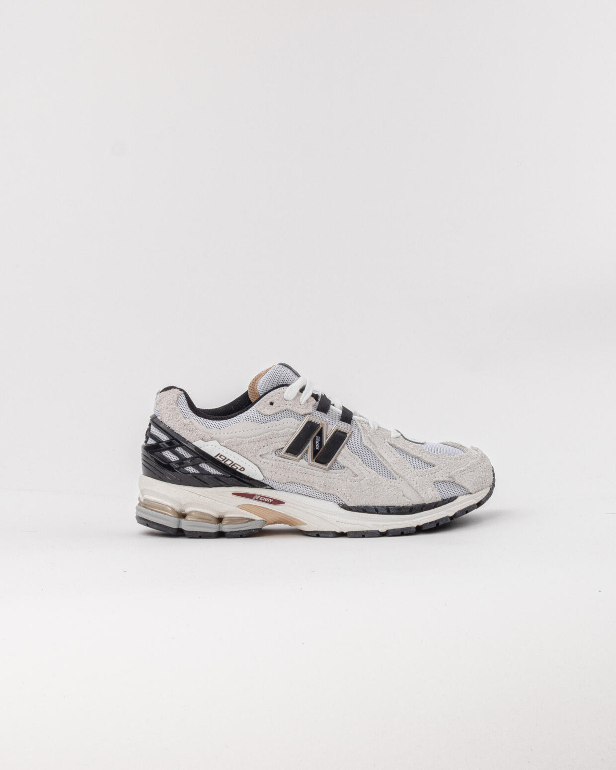 New Balance M1906DC