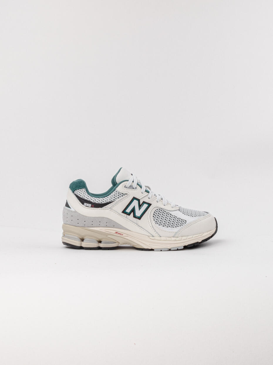 New Balance M2002RVD