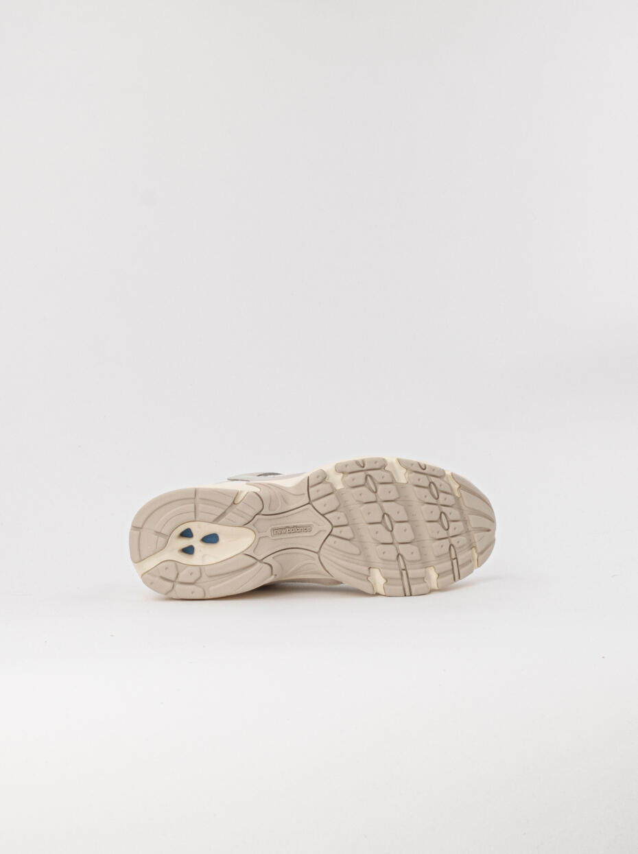 New Balance MR530AA