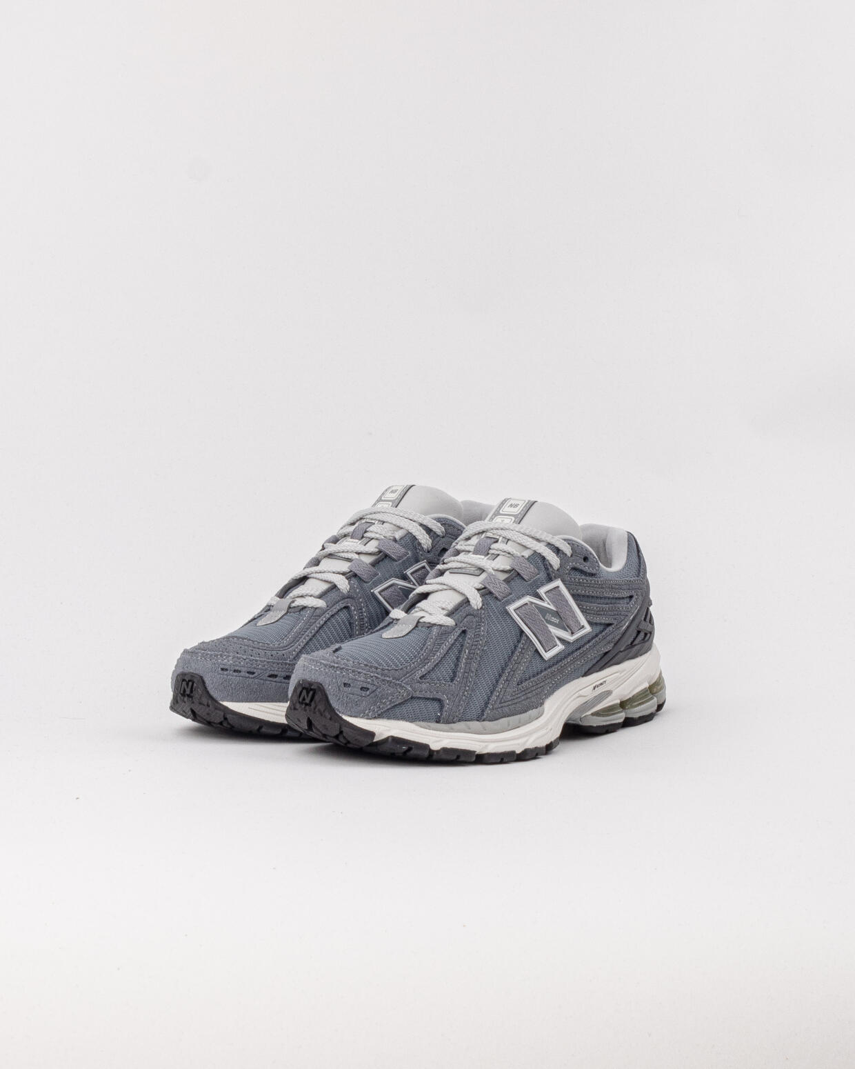 New Balance M1906RV