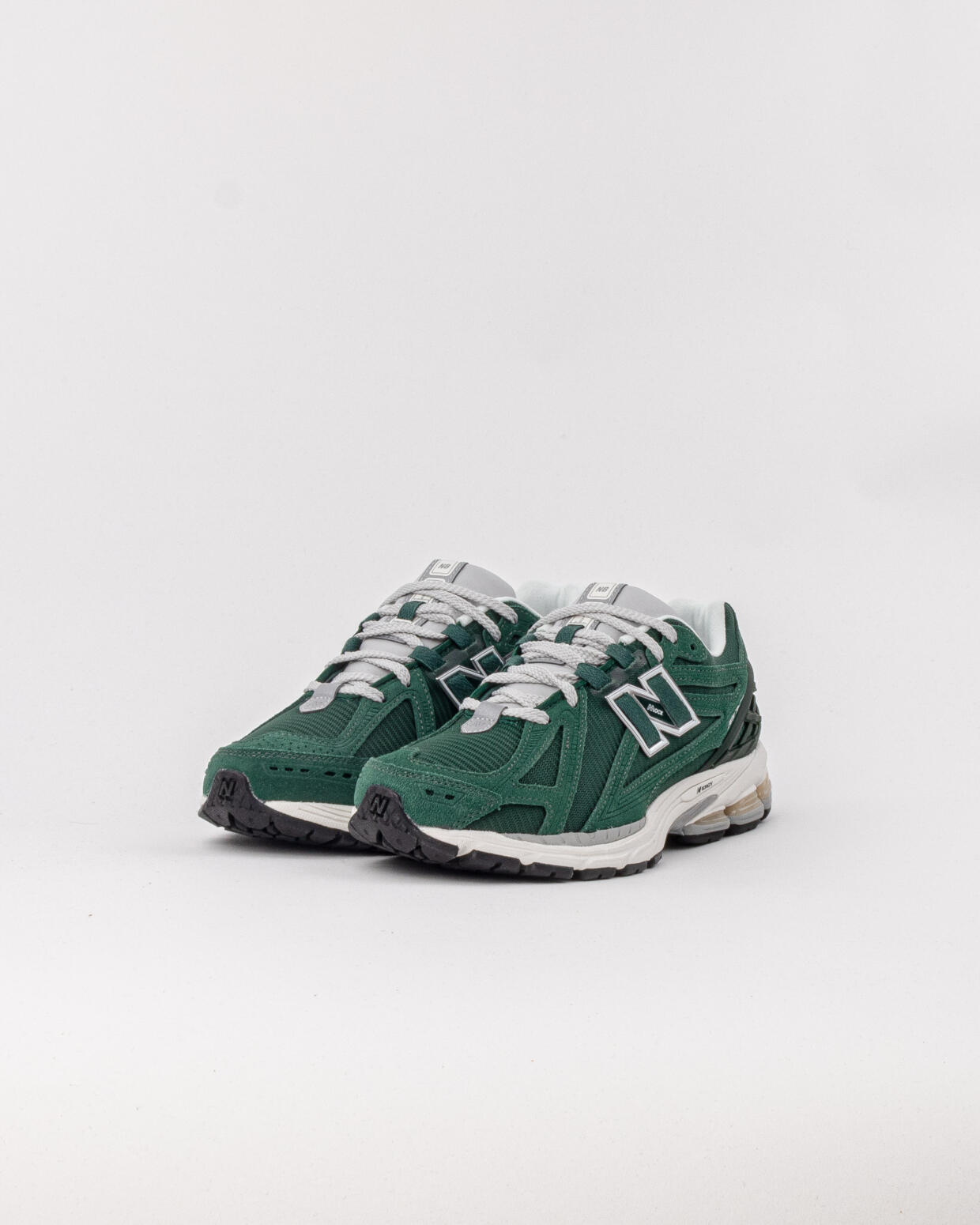 New Balance M1906RX