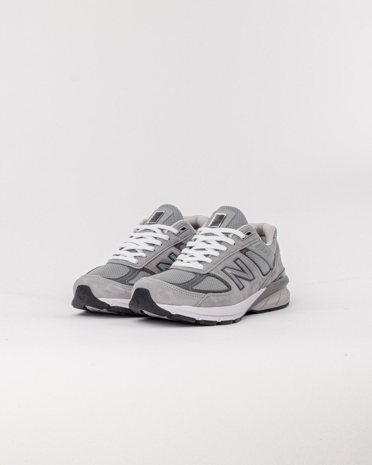 New Balance M990GL5