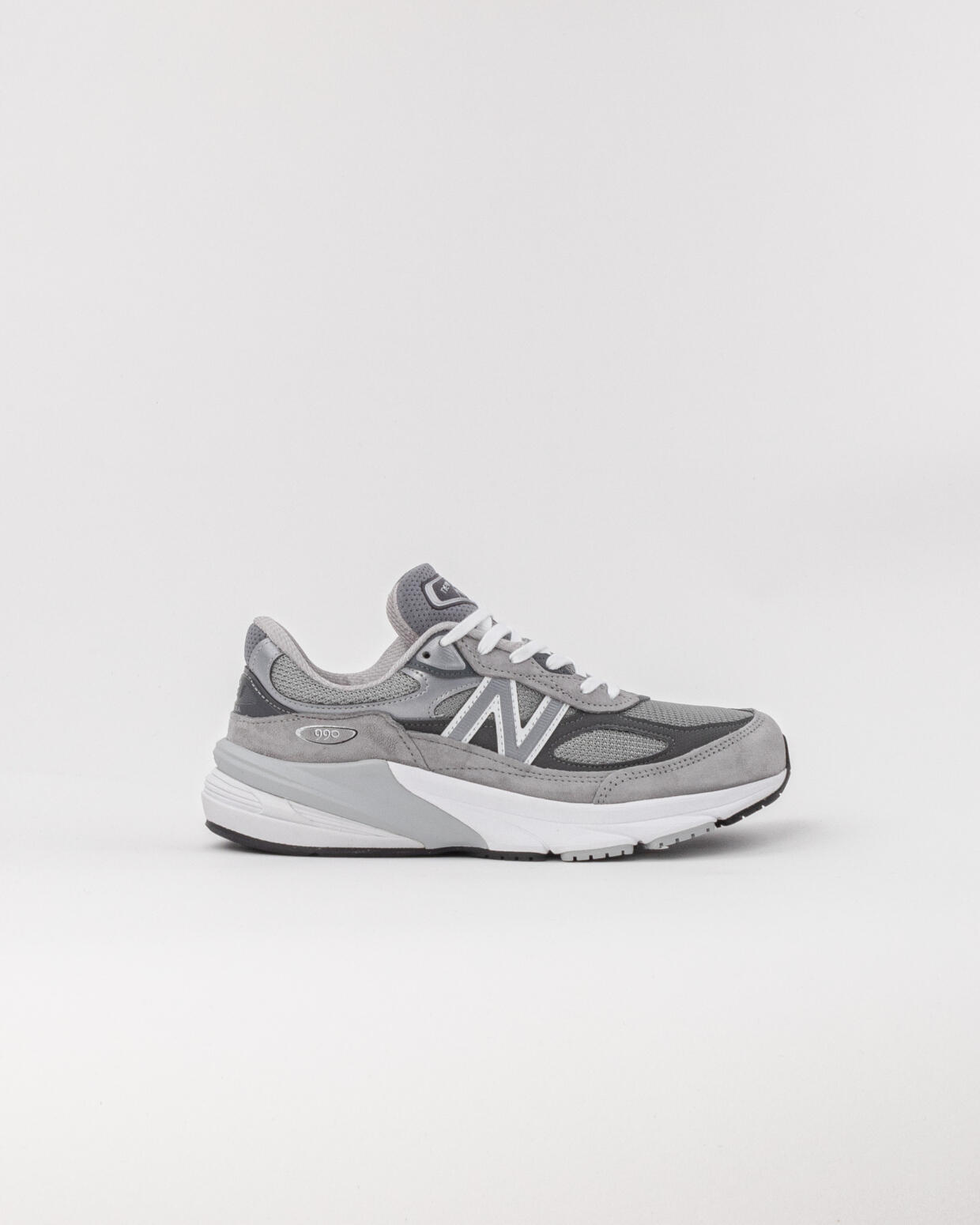 New Balance W990GL6