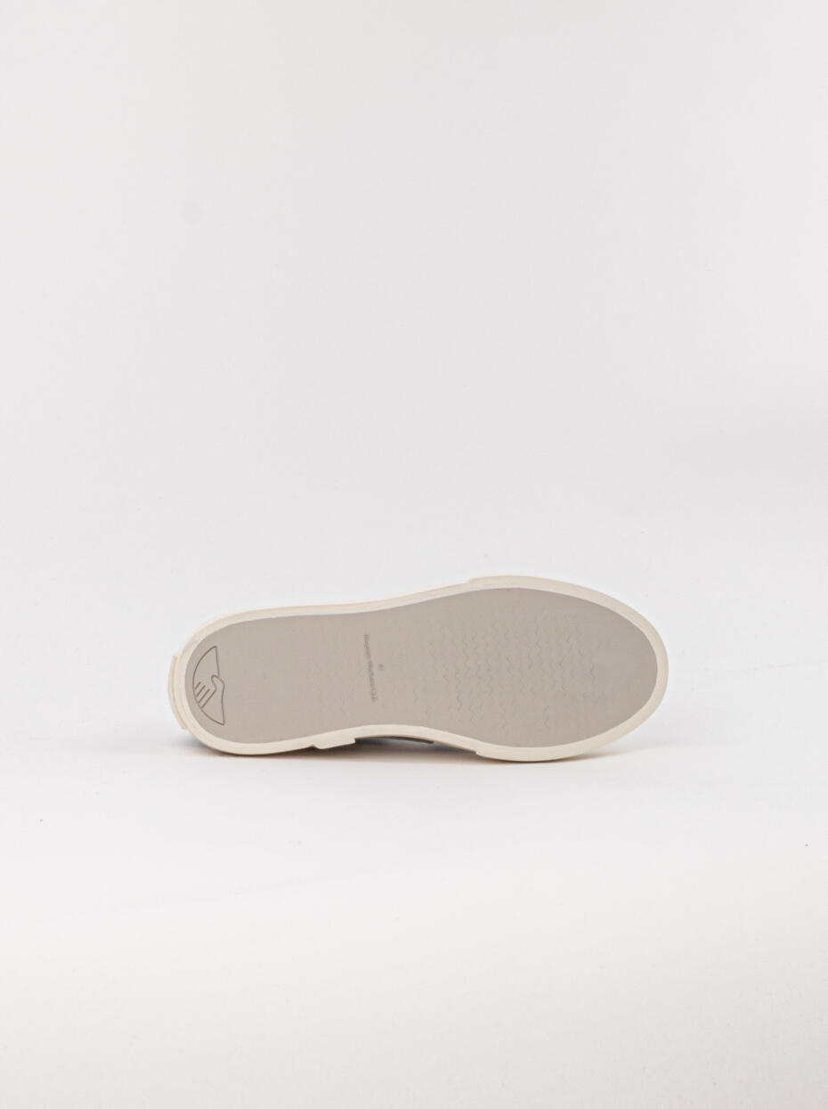 Stepney Workers Club Dellow S-Strike Canvas