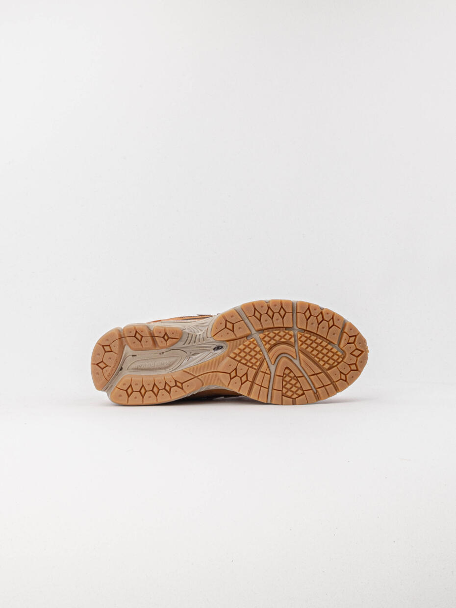 New Balance M1906ROB