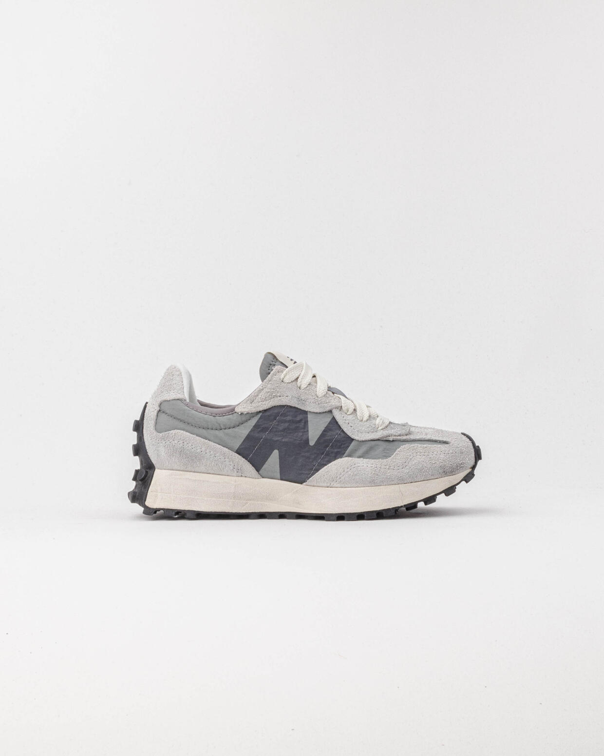 New Balance U327WCA