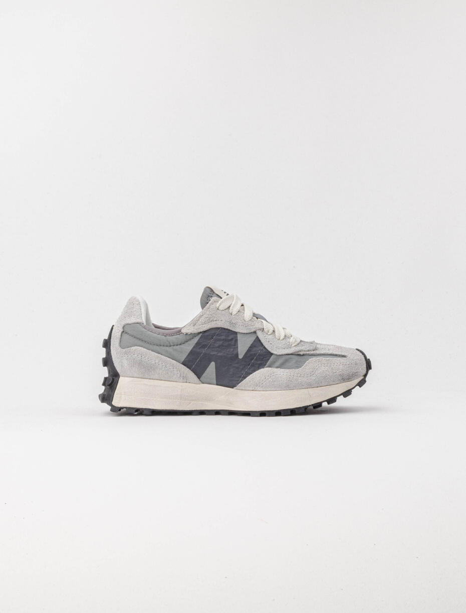 New Balance U327WCA