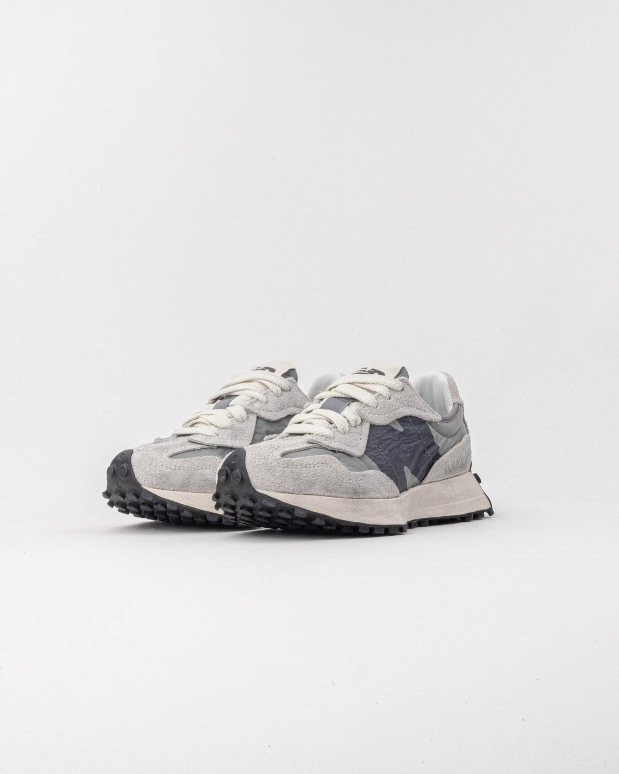 New Balance U327WCA