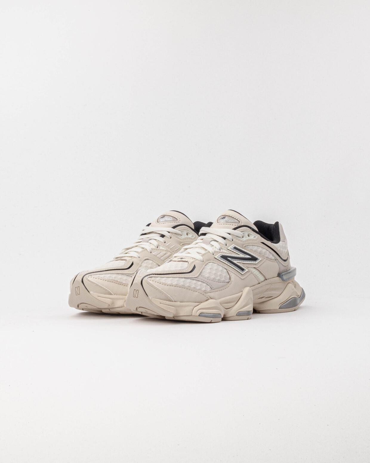 New Balance U9060DUA