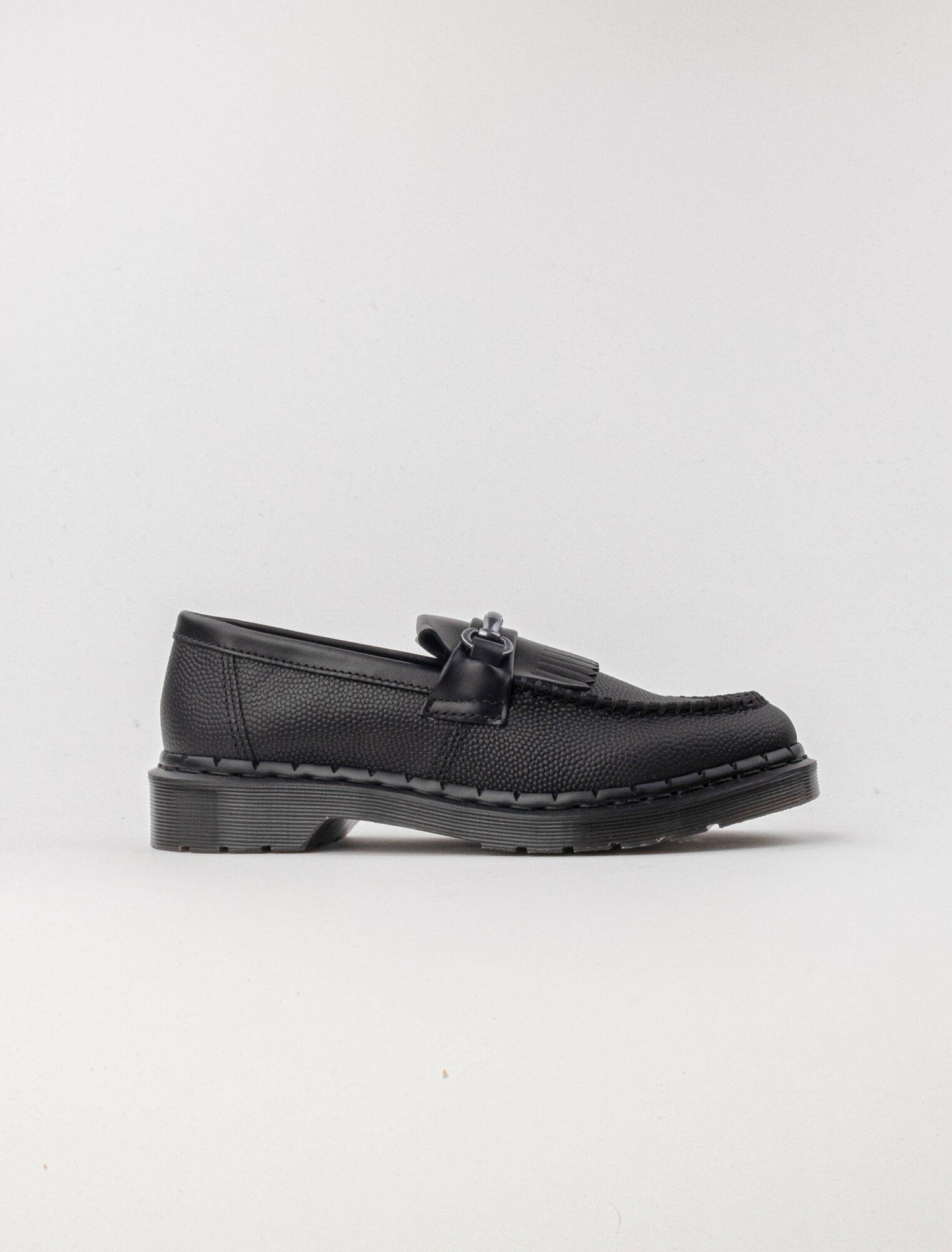 Dr. Martens Adrian Snaffle Black · 30962001