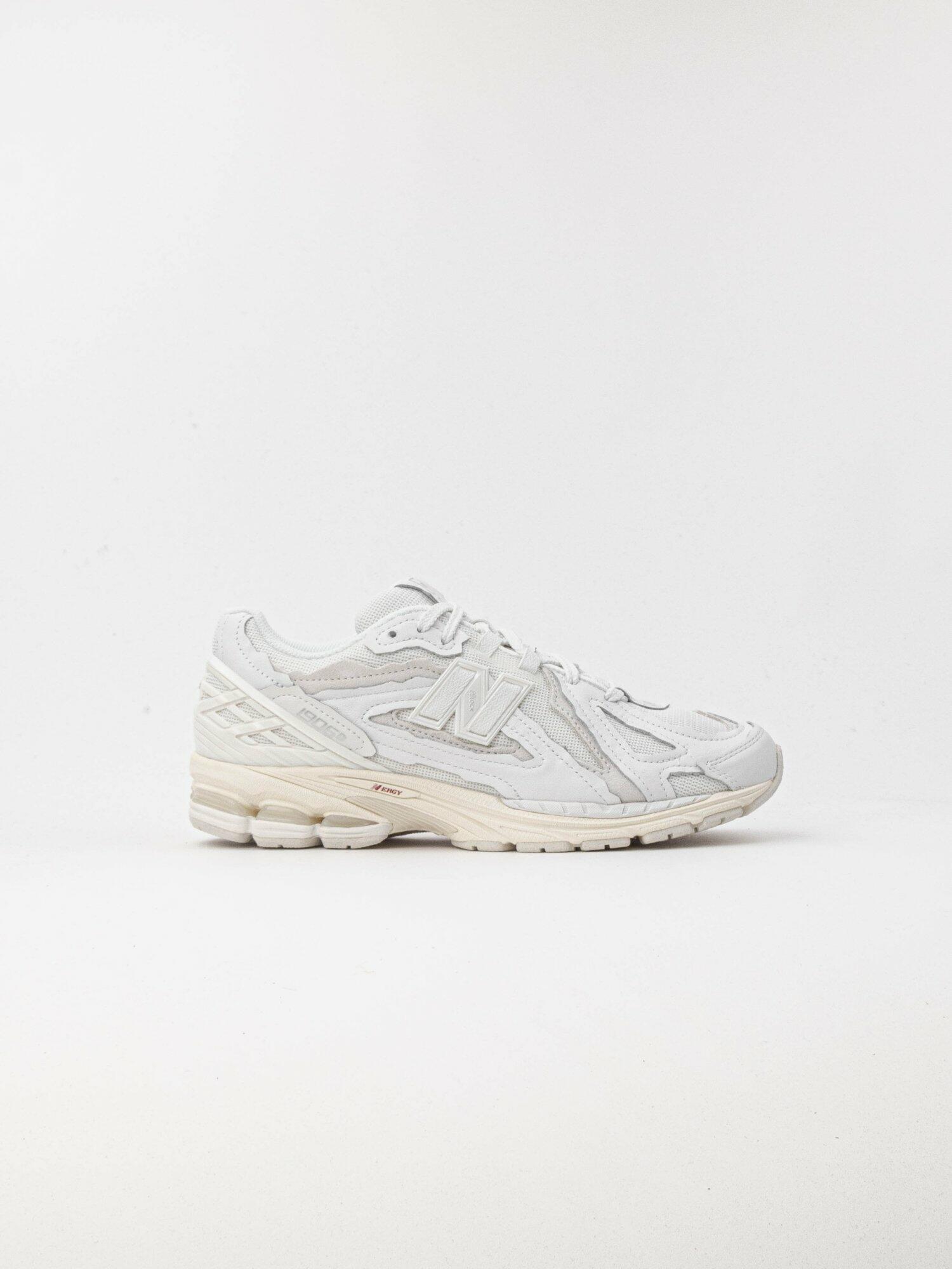 New Balance M1906DE White / Turtledove / Crimson · M1906DE