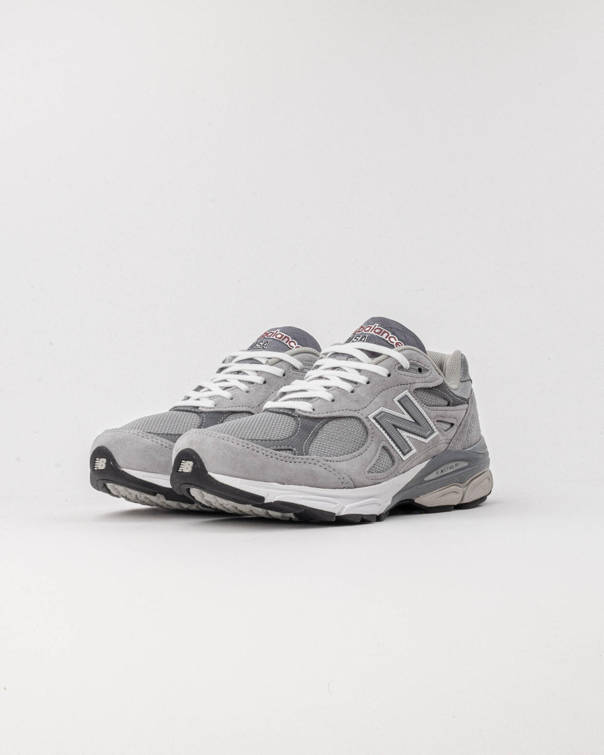 New Balance M990GY3