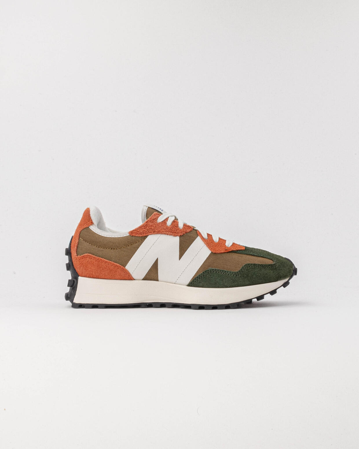 New Balance MS327HC