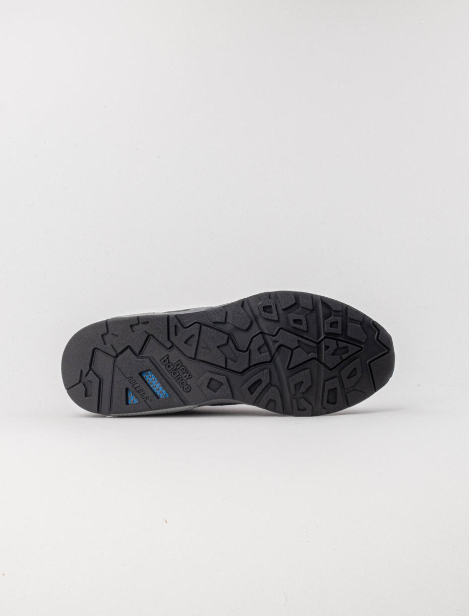 New Balance MT580VE2