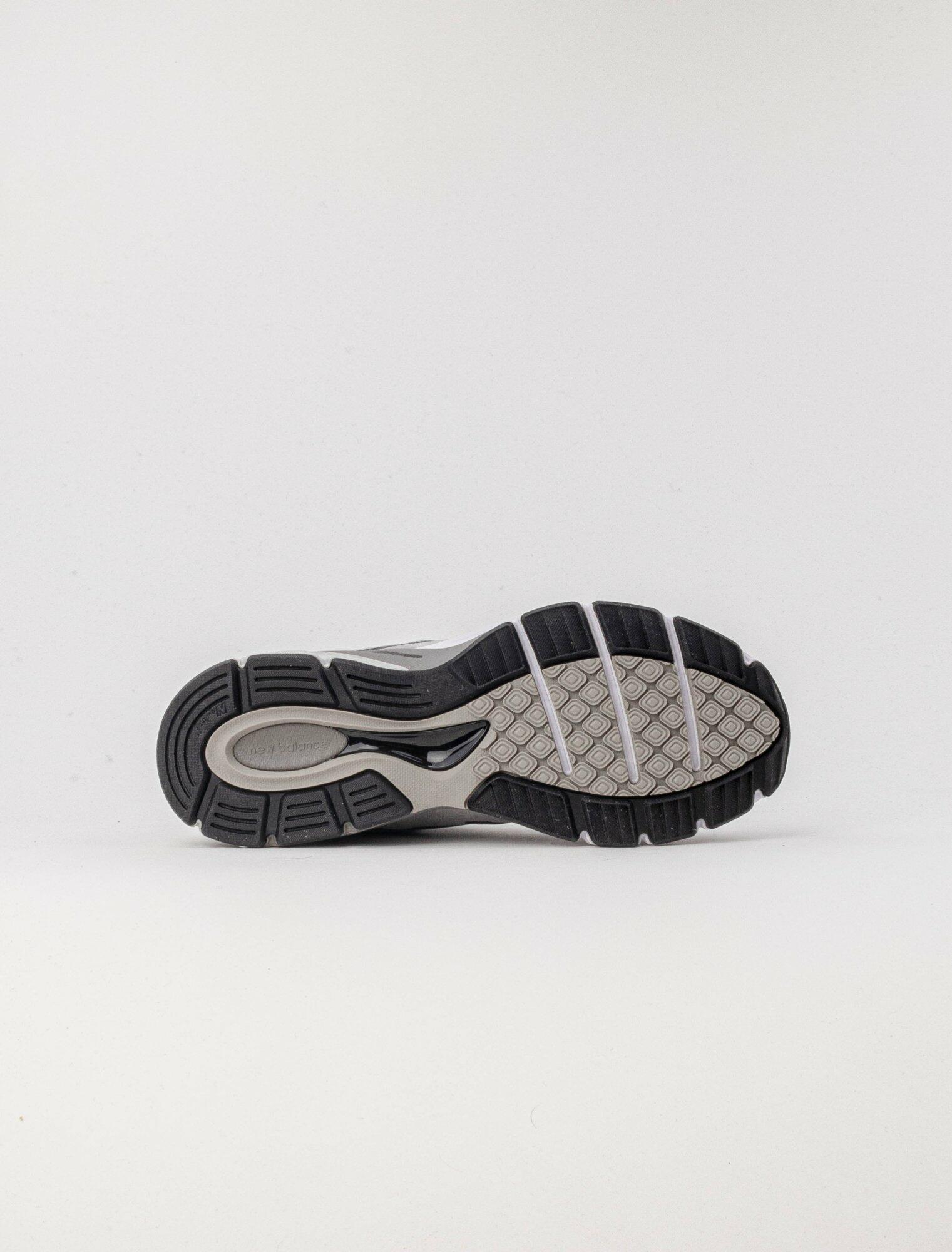 New Balance 220 Sneakers for Men for Sale | Authenticity