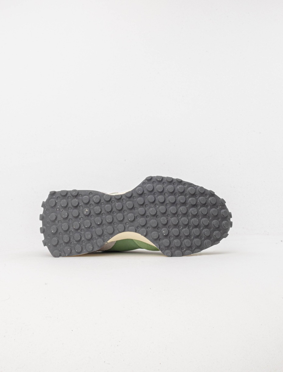 New Balance U327WRD