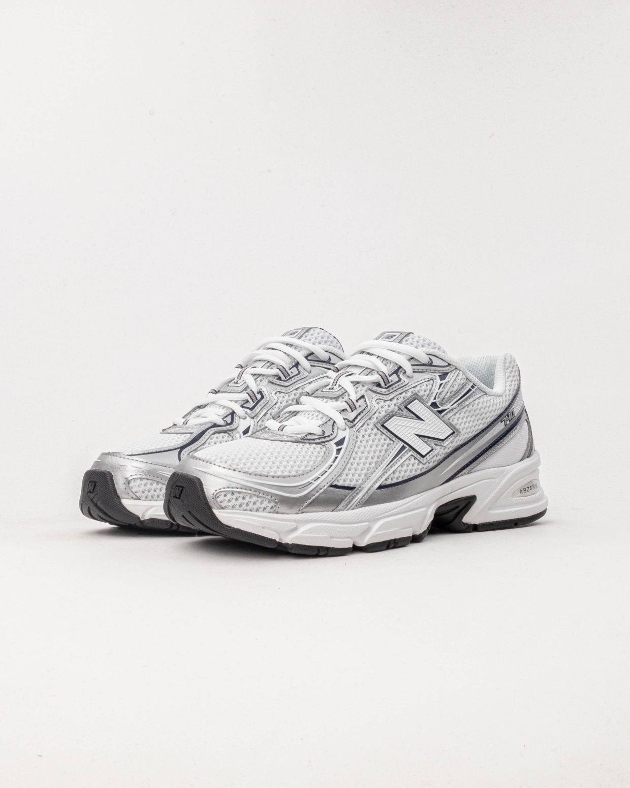 New Balance U740WN2