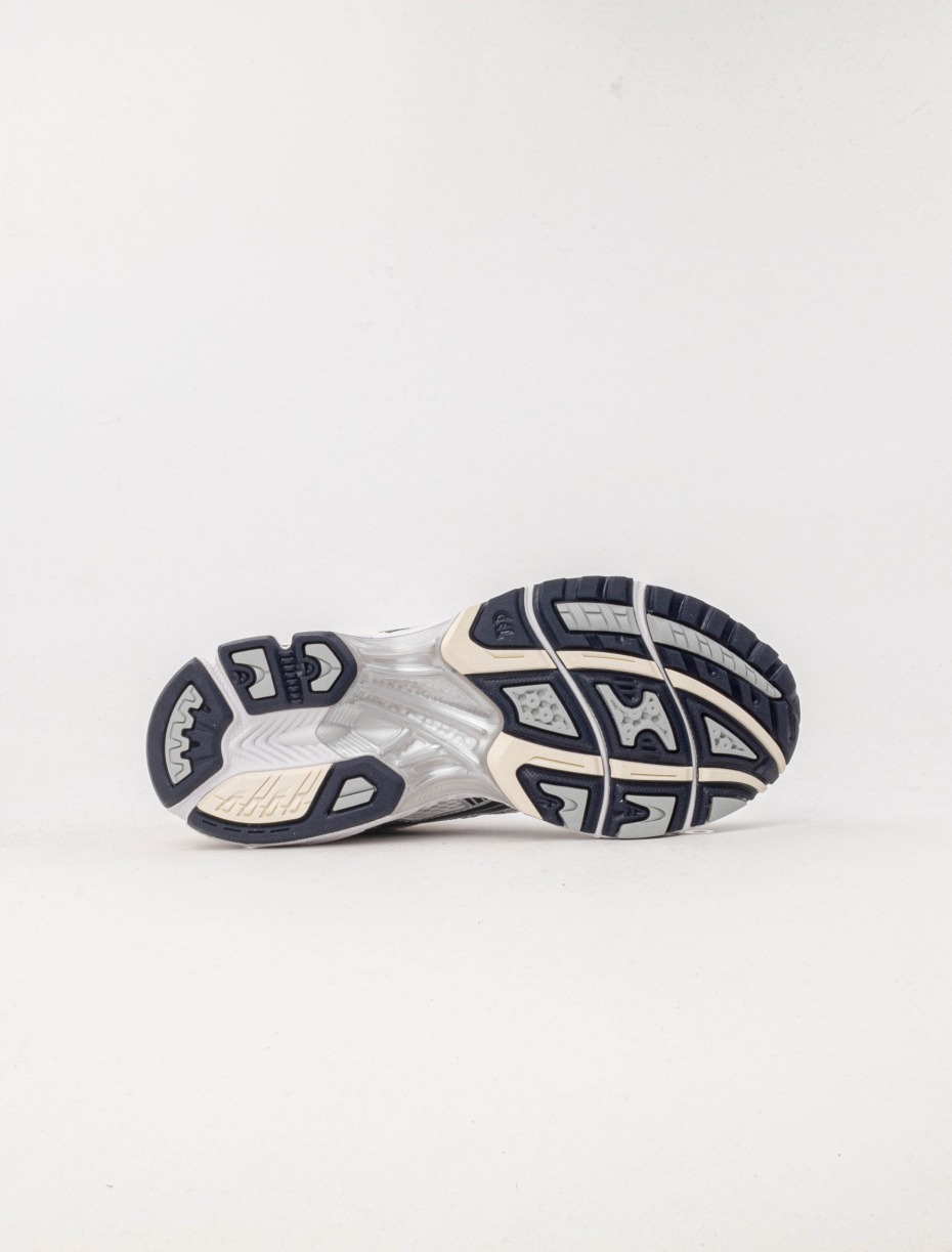 Asics Gel-Kayano 14