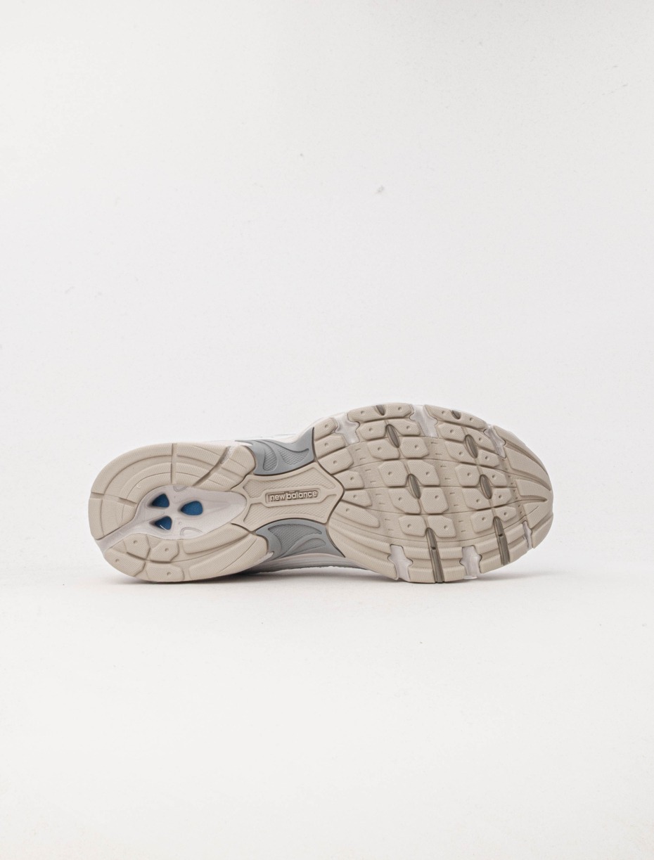 New Balance U530NEC
