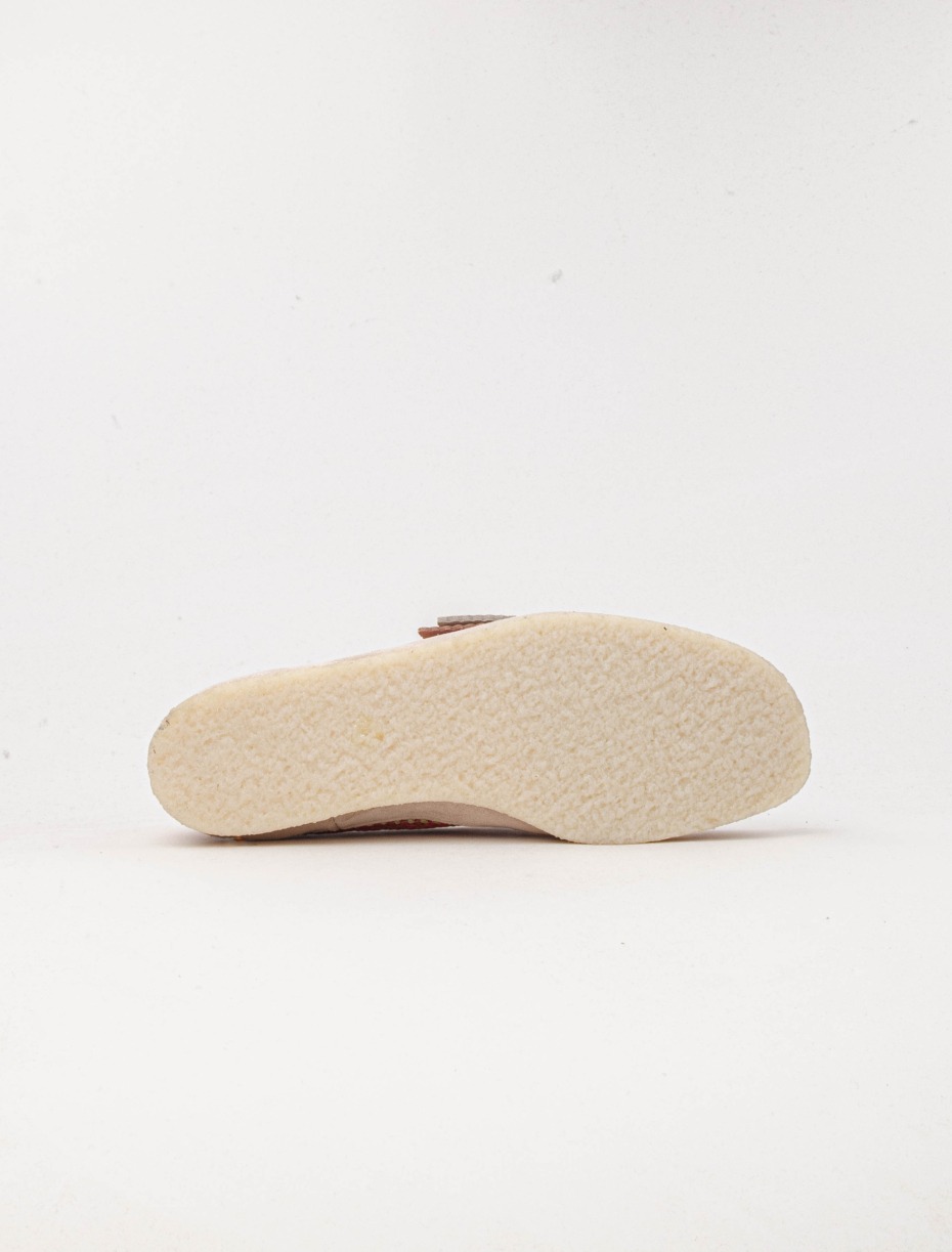 Clarks Wallabee
