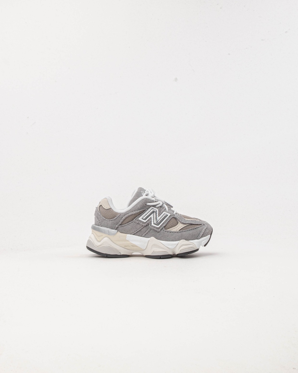 New Balance IV9060BA