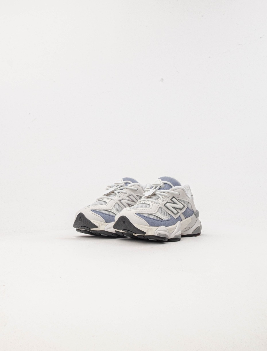 New Balance IV9060BL