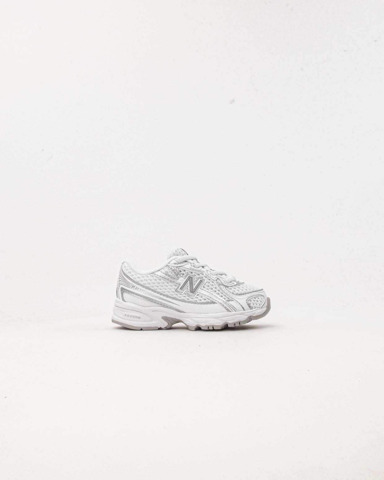 New Balance IZ740WM
