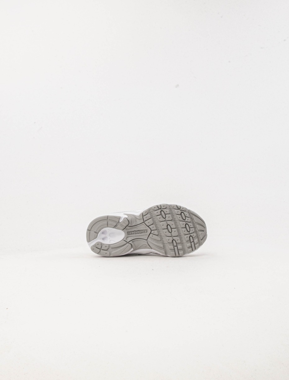 New Balance IZ740WM