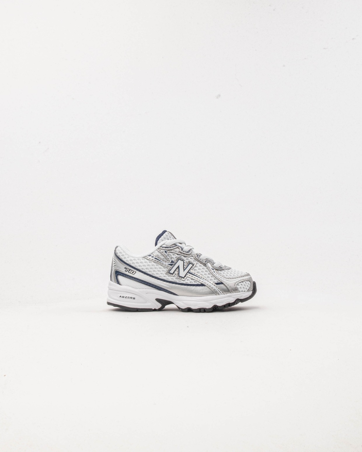 New Balance IZ740WN