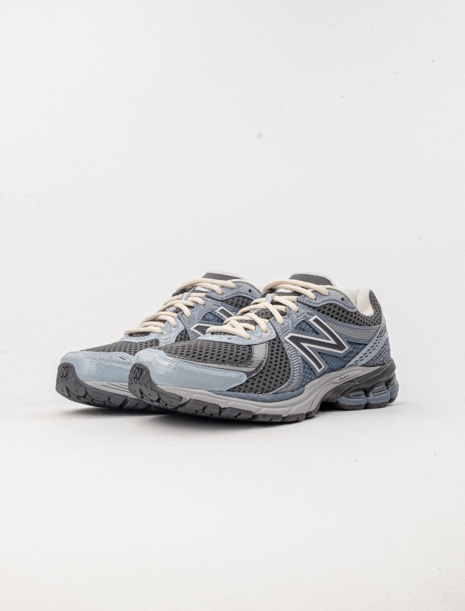 New Balance ML860RC2