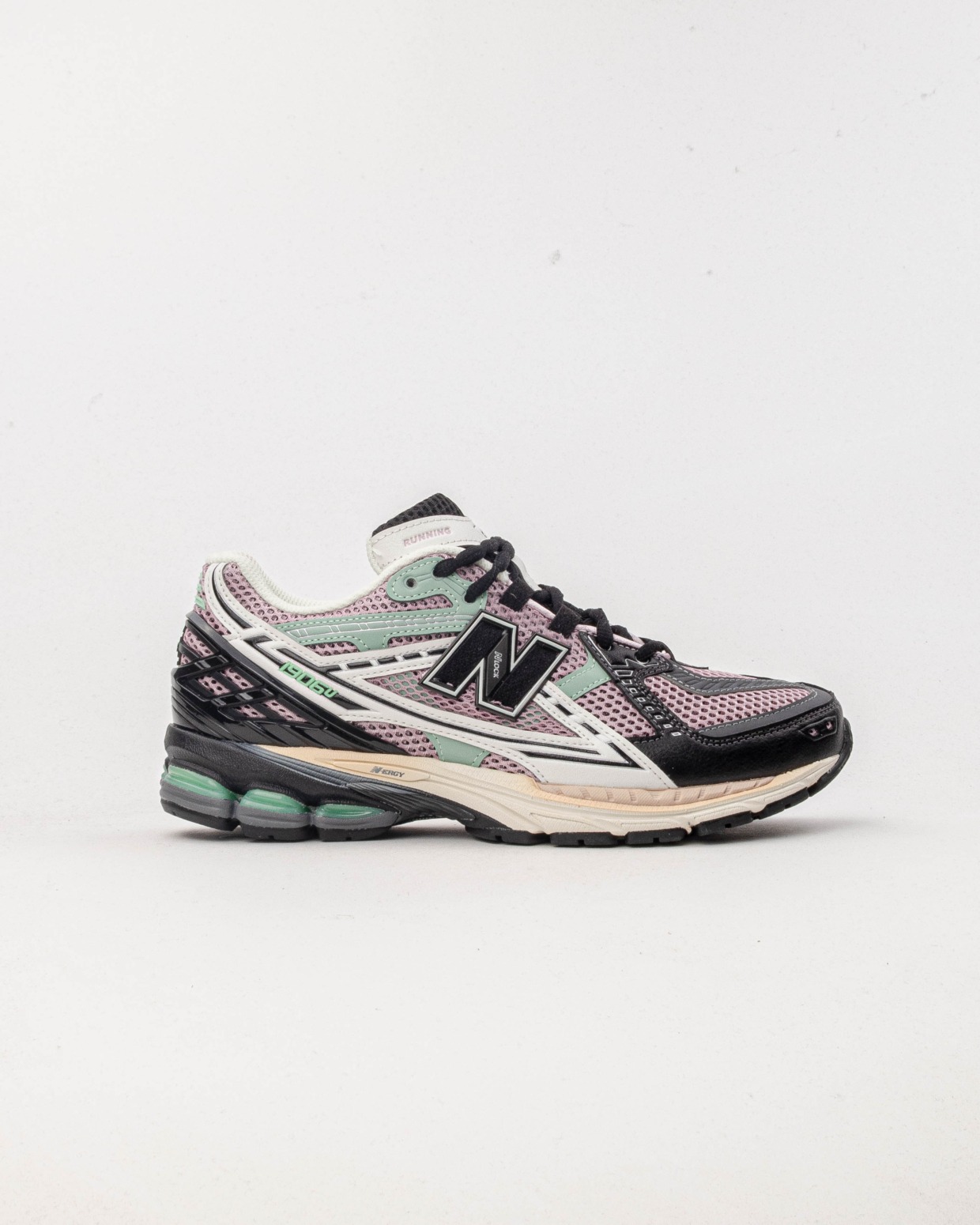 New Balance U1906NB