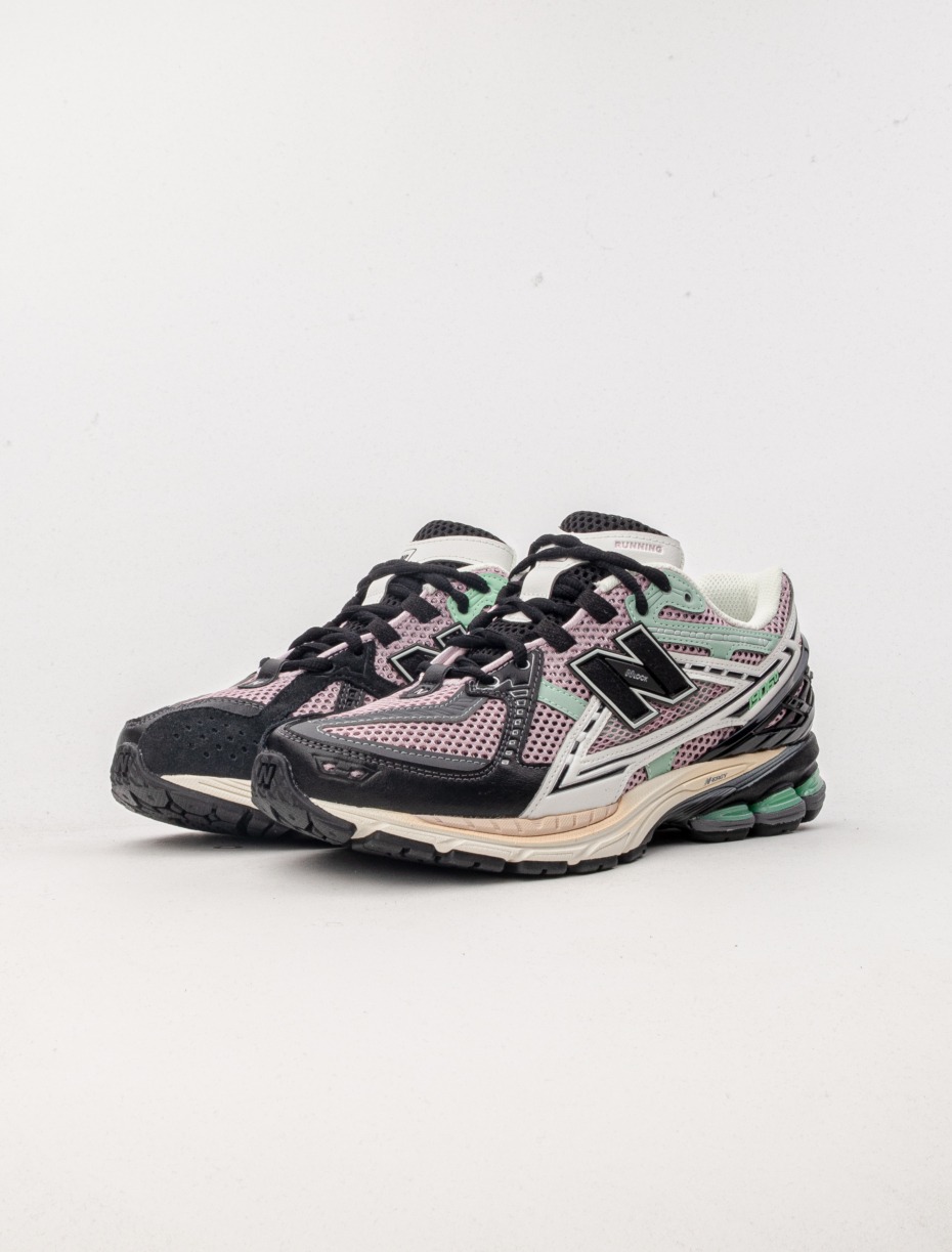 New Balance U1906NB