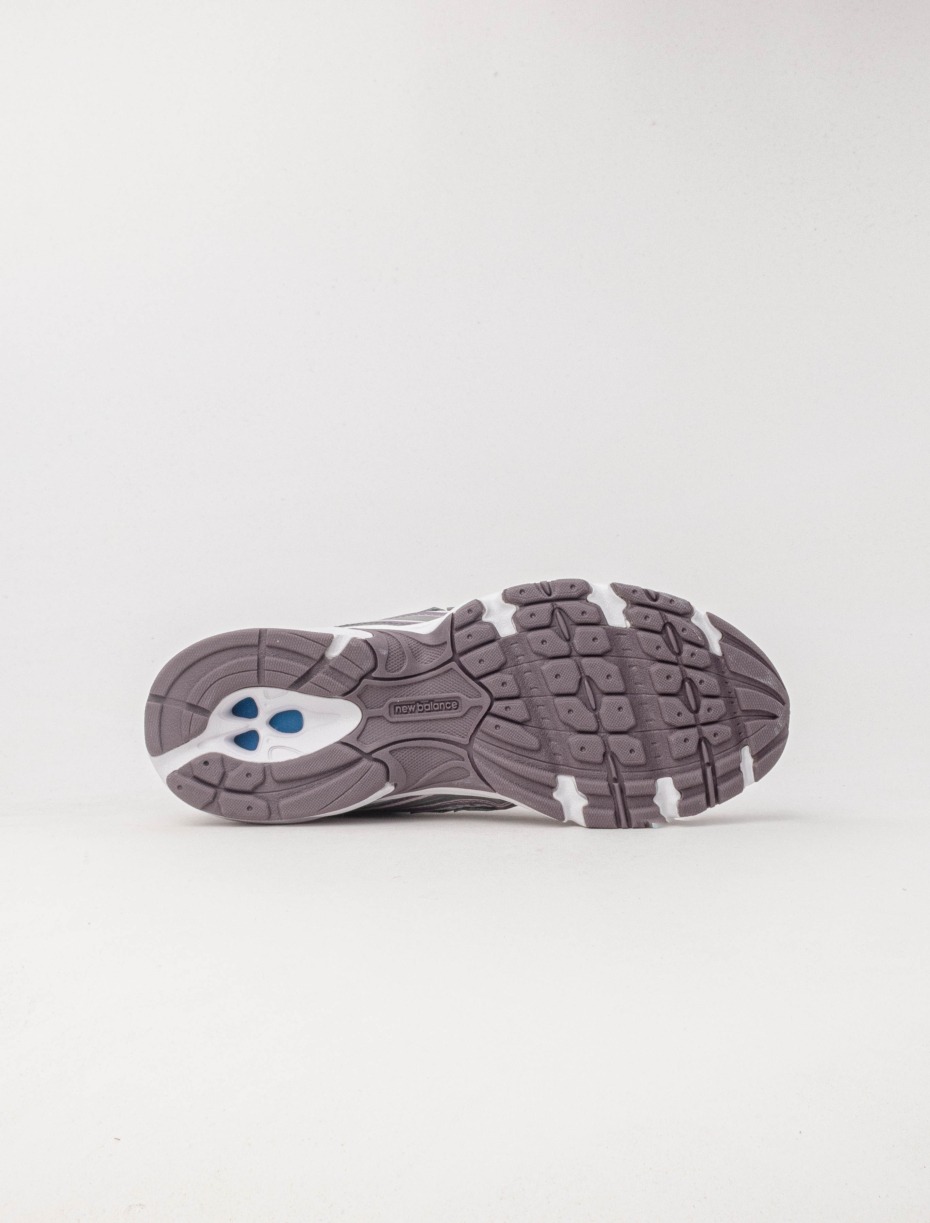 New Balance U740PK2