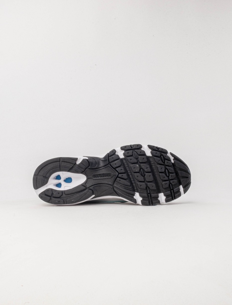 New Balance U740NC2