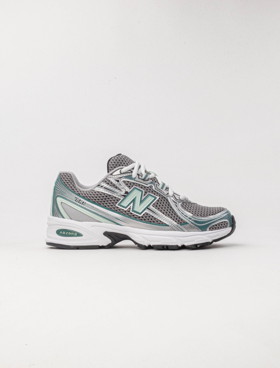 New Balance U740NC2