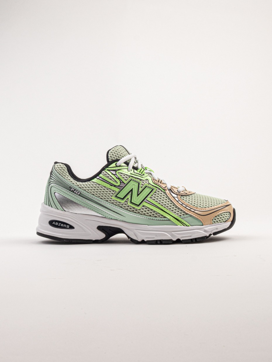 New Balance U740YC2