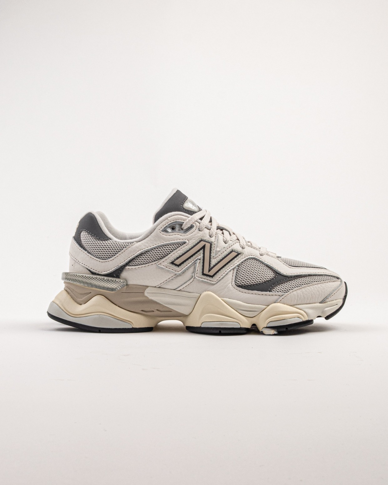 New Balance U9060AGA