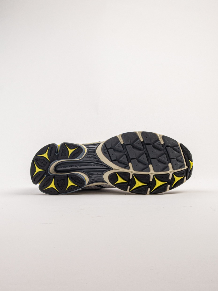 Saucony ProGrid Triumph 4