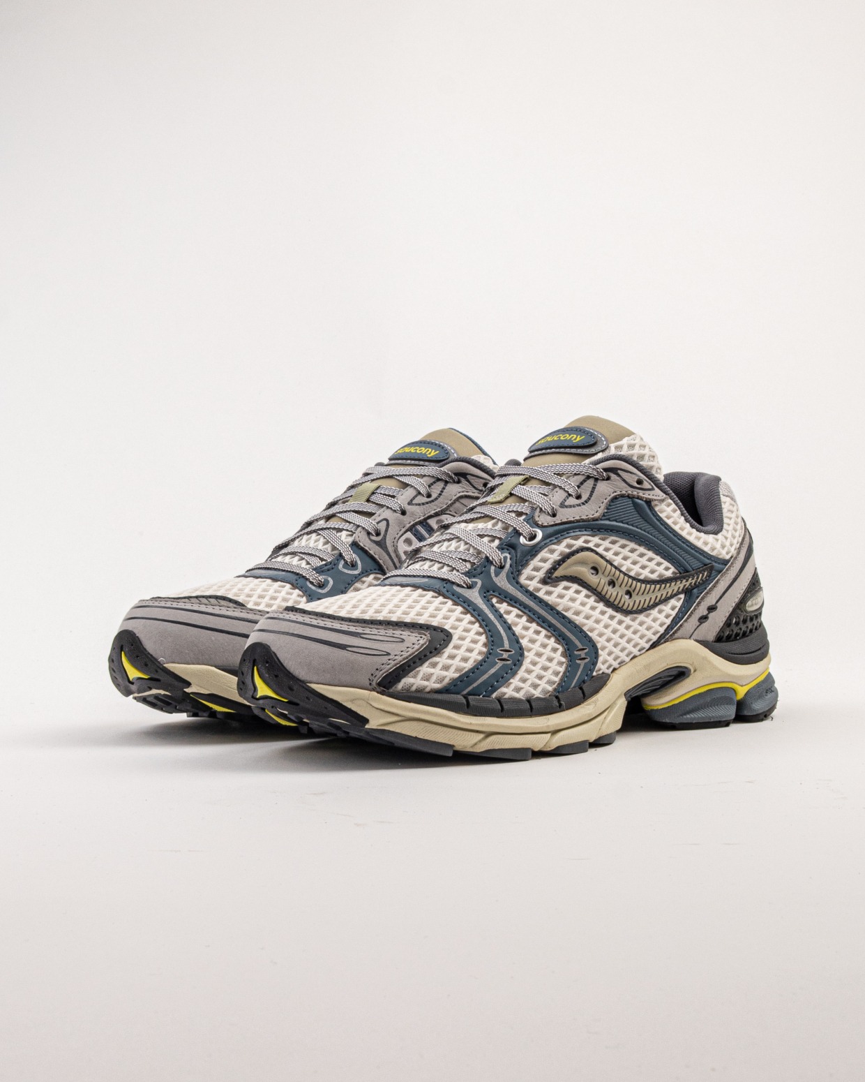 Saucony ProGrid Triumph 4