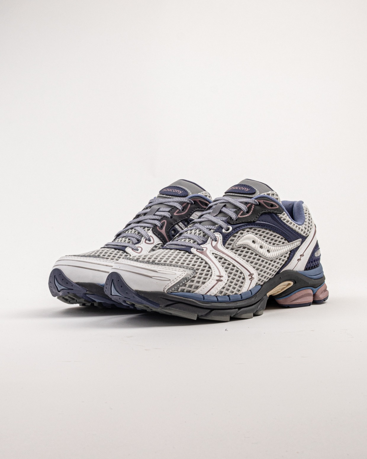 Saucony ProGrid Triumph 4