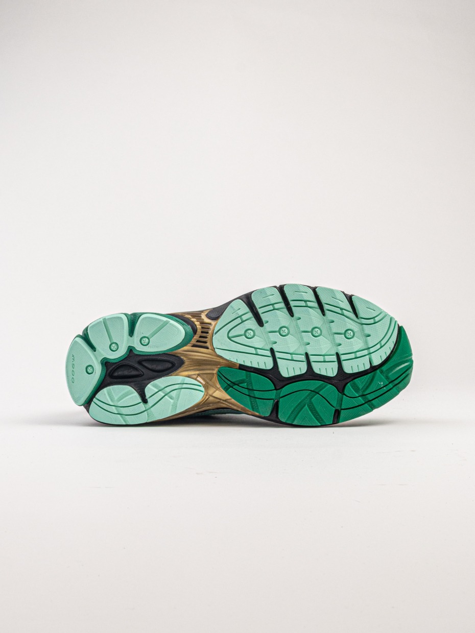 Saucony Pro Grid Omni 9