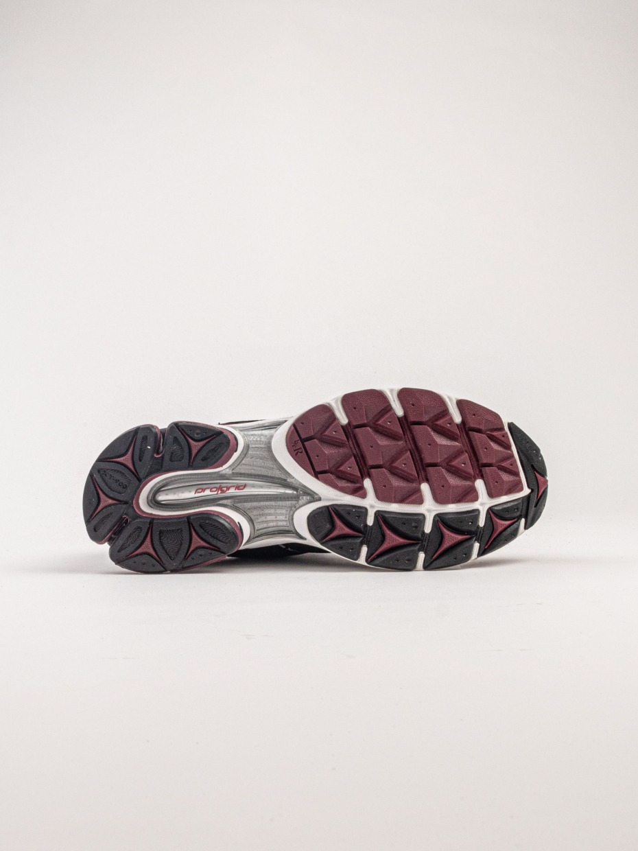 Saucony ProGrid Triumph 4