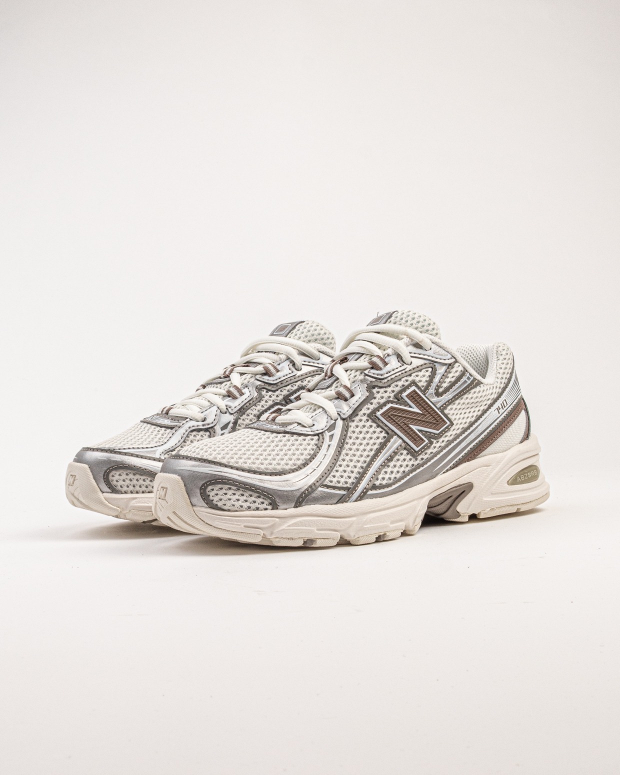 New Balance U740MU2