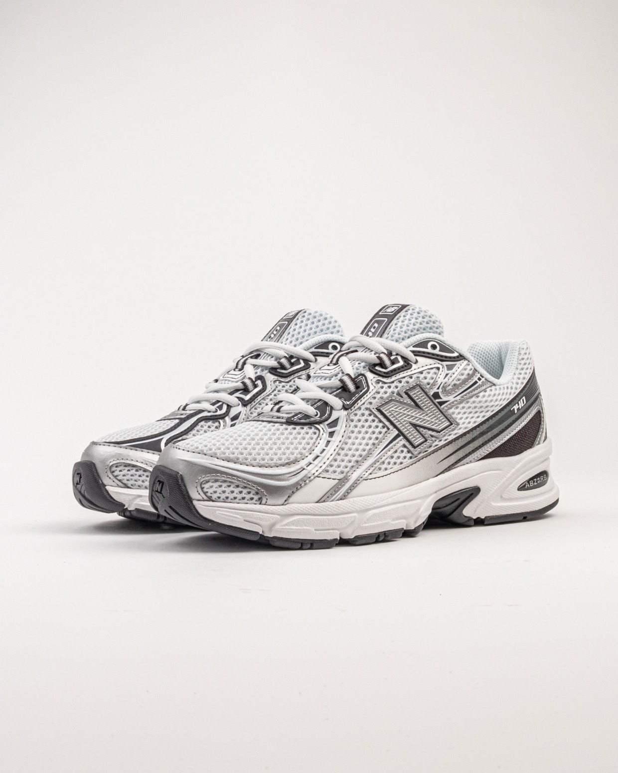New Balance U740PH2
