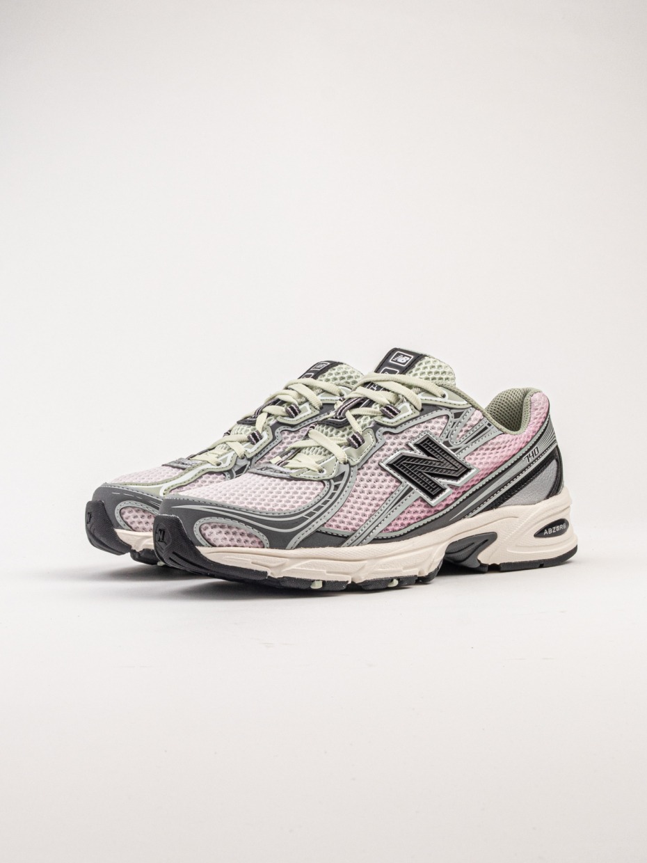 New Balance U740YG2