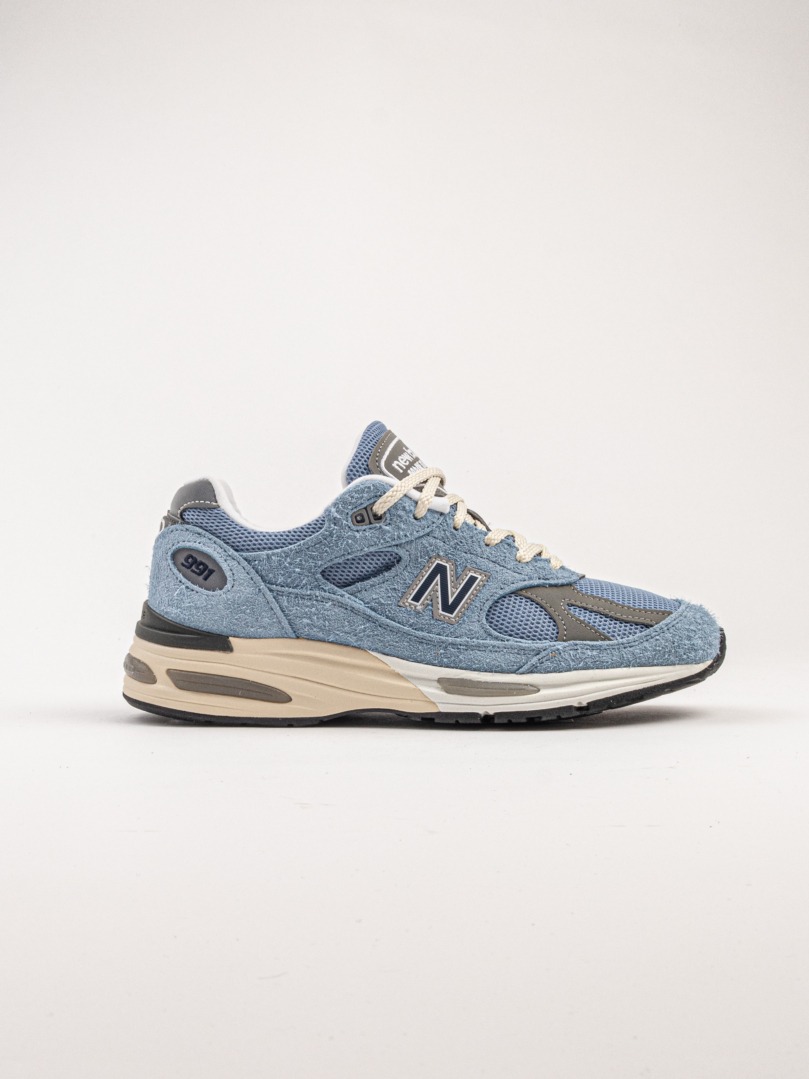 New Balance U991BV2 Celestial Blue / Faded Denim · U991BV2 New Balance U991BV2 Celestial Blue / Faded Denim · U991BV2