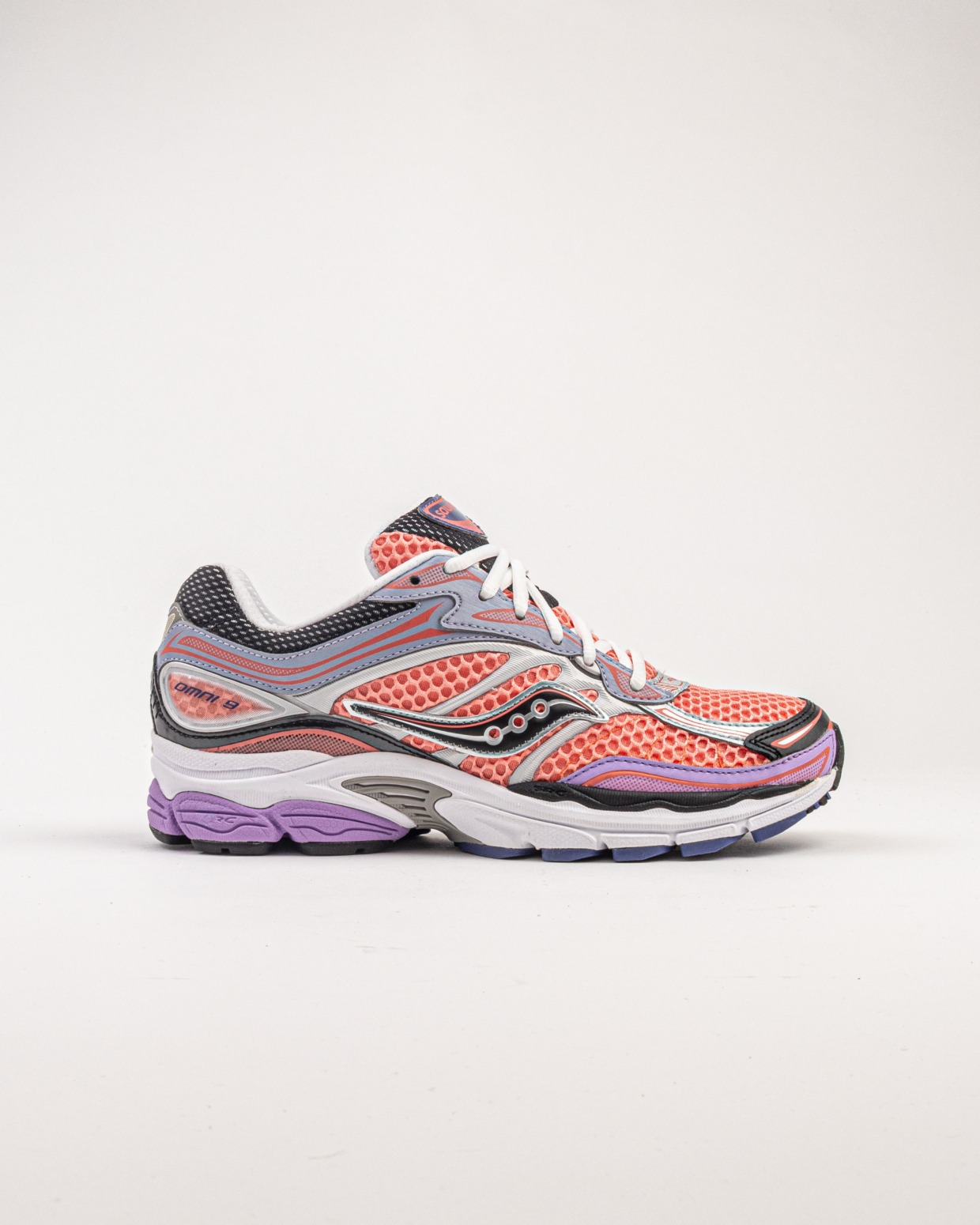 Saucony ProGrid Omni 9