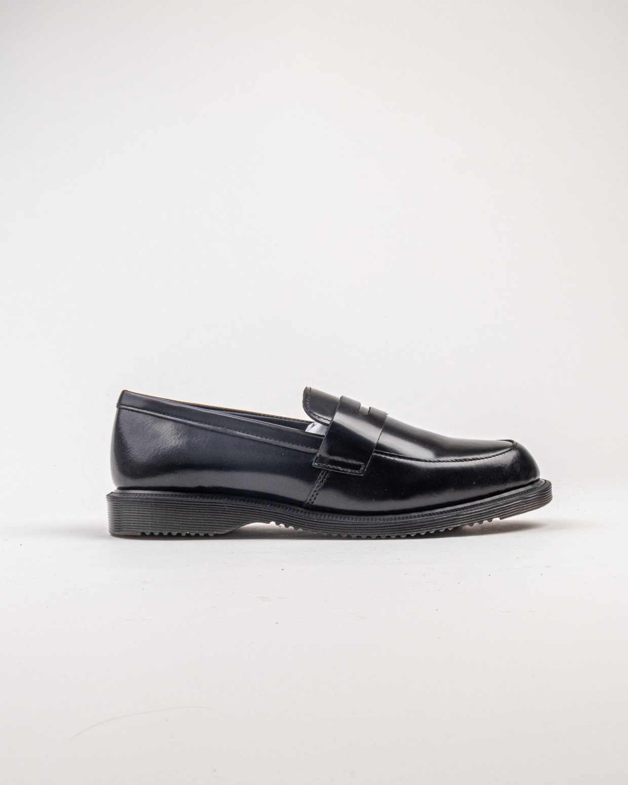 Dr. Martens Temara