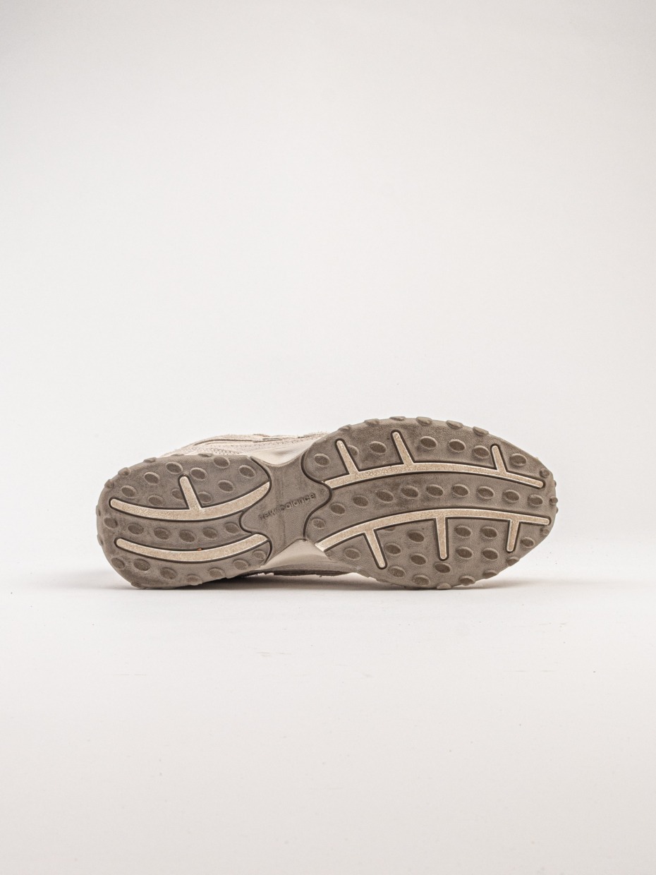 New Balance U204LMMC